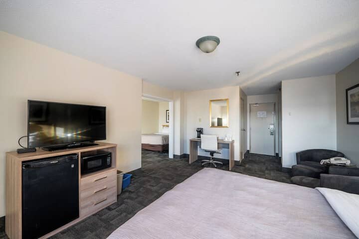 Room 22 of 50