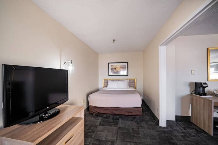 Room 25 of 50