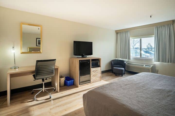 Room 21 of 50